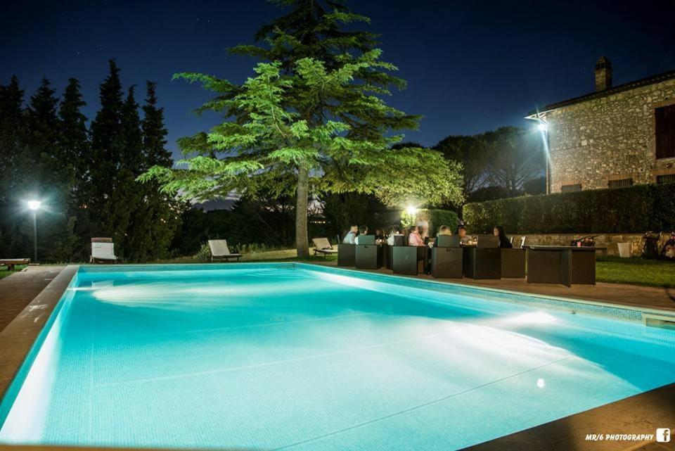 Gorgeous 2-Storey Villa With A Large Private Pool Todi Dış mekan fotoğraf