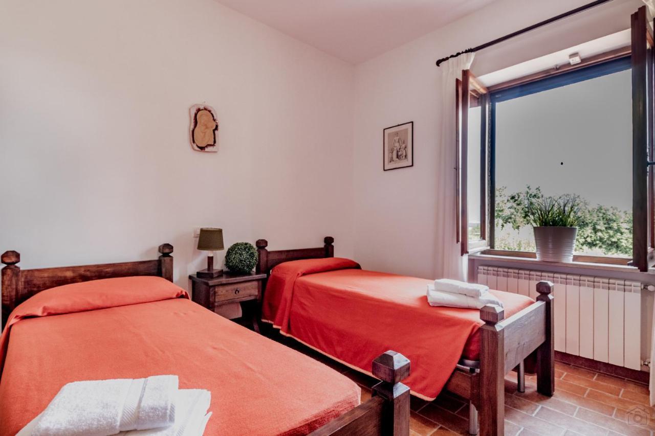 Gorgeous 2-Storey Villa With A Large Private Pool Todi Dış mekan fotoğraf