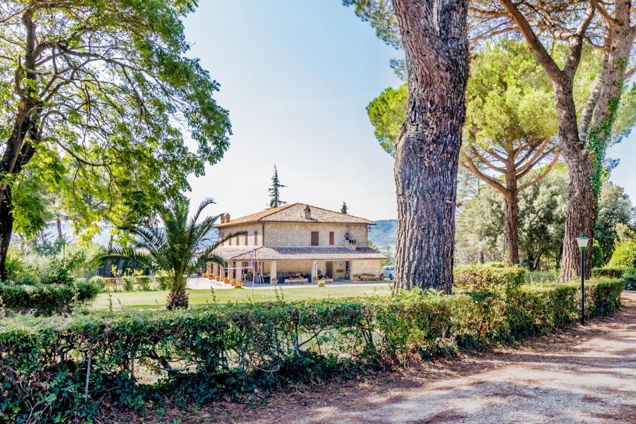 Gorgeous 2-Storey Villa With A Large Private Pool Todi Dış mekan fotoğraf